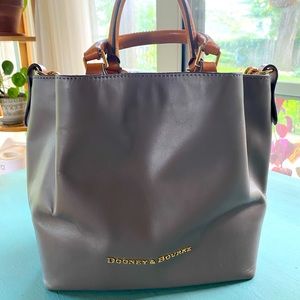 Dooney and Bourke City Barlow Bag